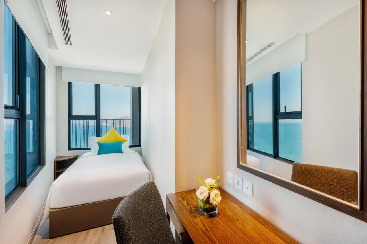 Panorama Beachfront Nha Trang Exterior foto